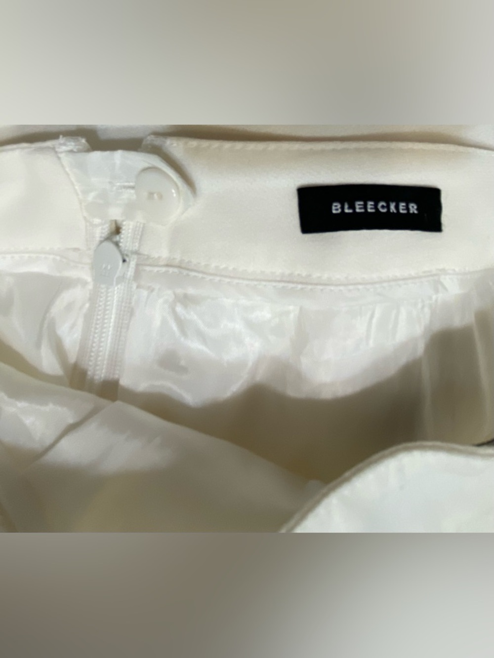 Lafayette 148 Off White Spring/Summer Dress-Work Slacks. Size 12. GC. Side Zip